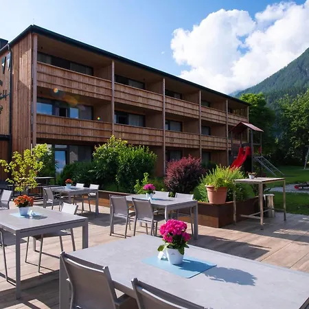 Der Dolomitenhof Hotel