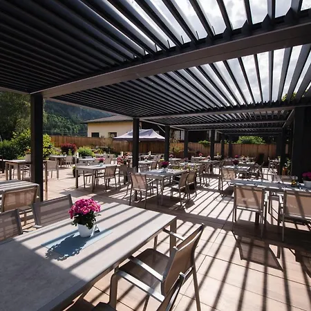 Der Dolomitenhof - Tristach 酒店