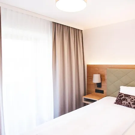 Der Dolomitenhof 3* Lienz