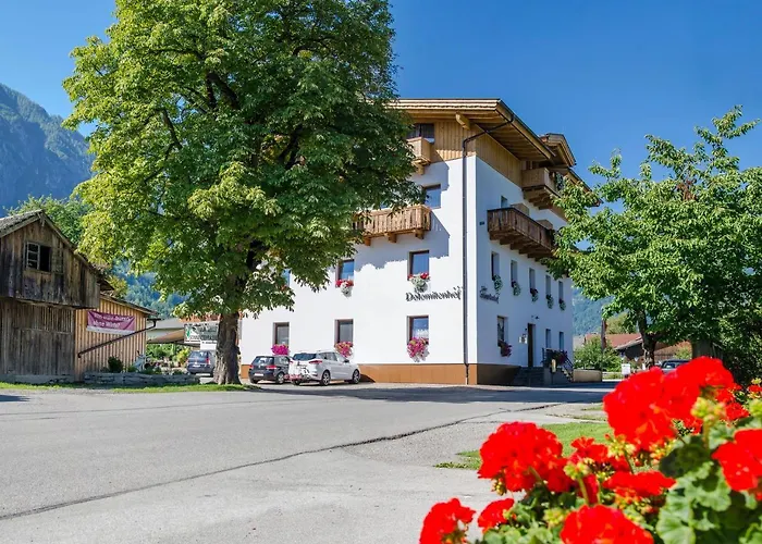 Der Dolomitenhof - Tristach 3*