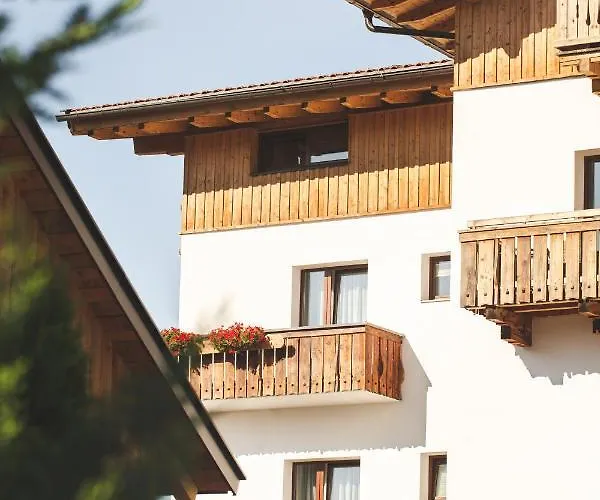 Der Dolomitenhof - Tristach 3* Lienz