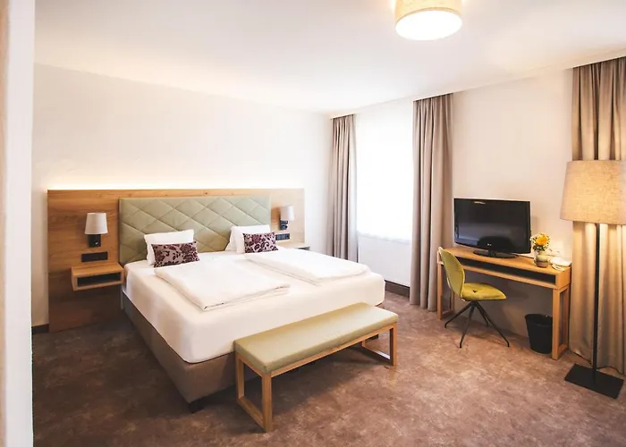 Hotel Der Dolomitenhof - Tristach 3*