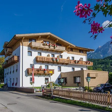 Hotell Der Dolomitenhof - Tristach Lienz